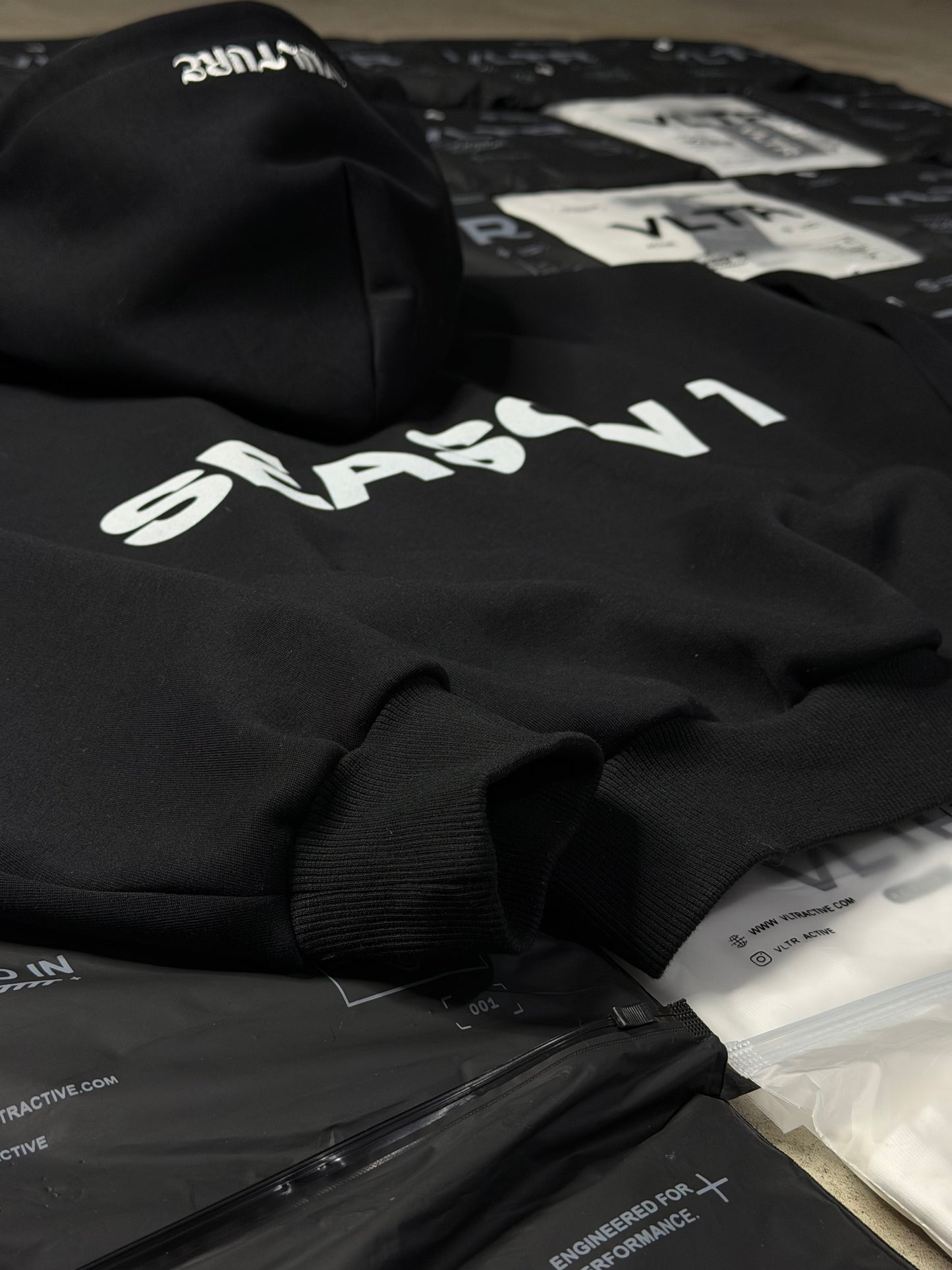SEASON 1 Hoodie ‘UMBRA’ black (PRE-ORDER)