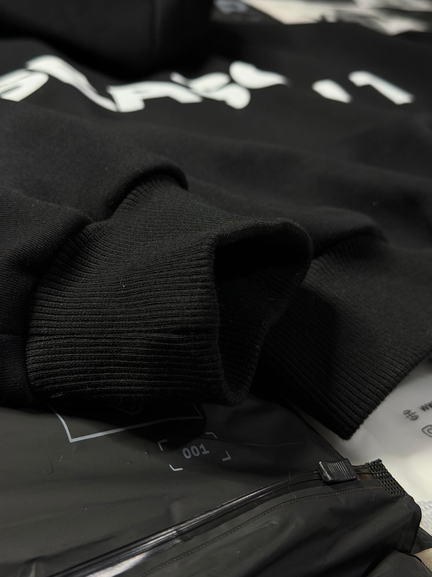 SEASON 1  Hoodie ‘UMBRA’ black (PRE-ORDER)