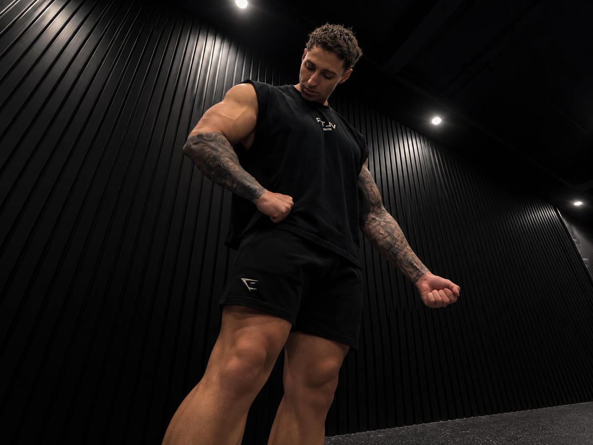 “WAKE” Sleeveless (ABYSS BLACK)