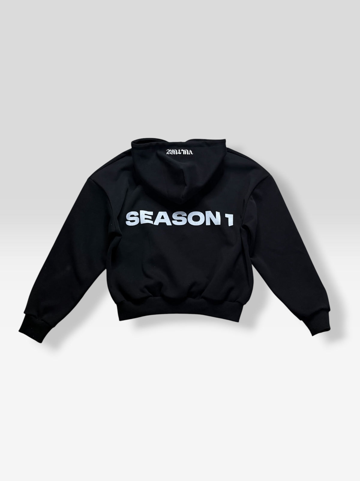 SEASON 1  Hoodie ‘UMBRA’ black (PRE-ORDER)
