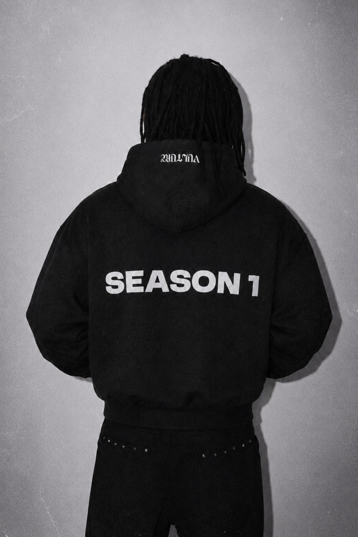 SEASON 1  Hoodie ‘UMBRA’ black (PRE-ORDER)